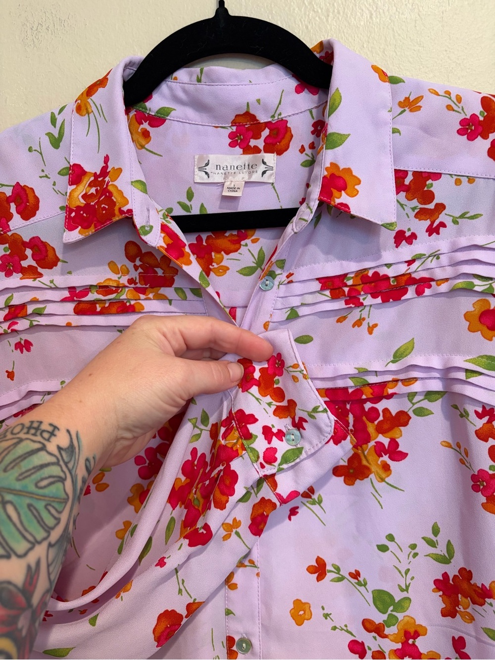 Nanette Lepore Lavender Slinky Blouse with Vibrant Floral Design, Button Up - Picture 7 of 7